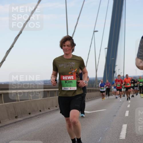 03.10.2025 - Köhlbrandbrückenlauf Jannik Wohlers http://msf.ph/oto/9135824 03.10.2025 15:24:21 Position 1 2025, 7213, 7057 meine-sportfotos.de