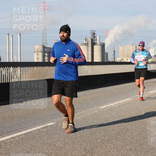 03.10.2025 - Köhlbrandbrückenlauf Lena Gebhardt http://msf.ph/oto/9135865 03.10.2025 09:53:51 Position 2  meine-sportfotos.de