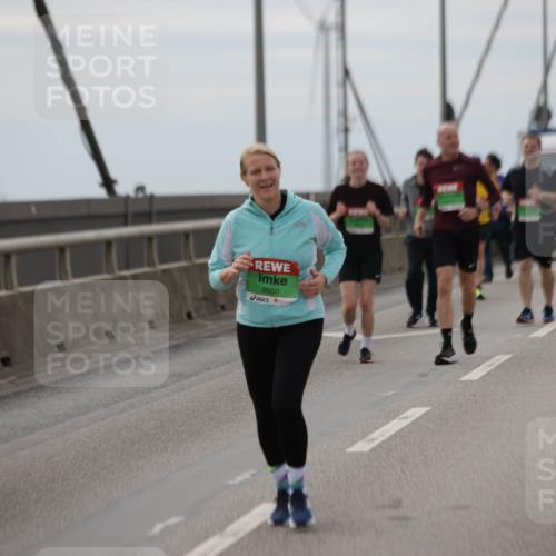 03.10.2025 - Köhlbrandbrückenlauf Jannik Wohlers http://msf.ph/oto/9135878 03.10.2025 16:06:44 Position 1 8500 meine-sportfotos.de