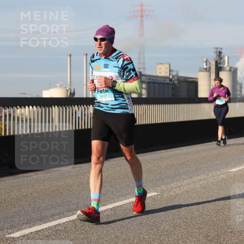 03.10.2025 - Köhlbrandbrückenlauf Lena Gebhardt http://msf.ph/oto/9135910 03.10.2025 09:53:54 Position 2 3457 meine-sportfotos.de