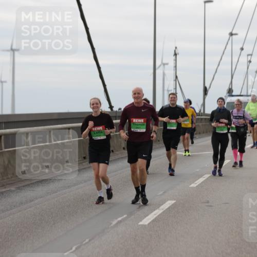 03.10.2025 - Köhlbrandbrückenlauf Jannik Wohlers http://msf.ph/oto/9135984 03.10.2025 16:06:49 Position 1  meine-sportfotos.de