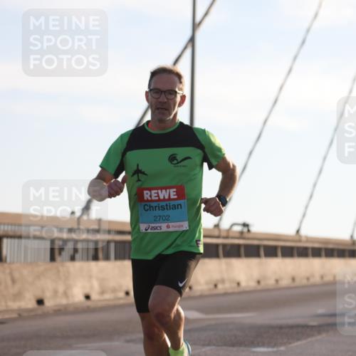 03.10.2025 - Köhlbrandbrückenlauf Yannick Fuchs http://msf.ph/oto/9135995 03.10.2025 08:19:42 Position 2 2702 meine-sportfotos.de