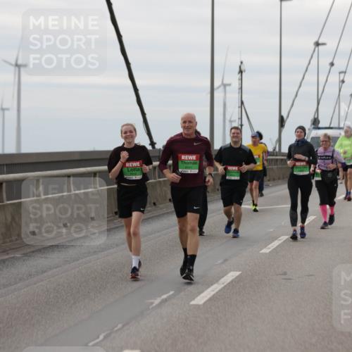 03.10.2025 - Köhlbrandbrückenlauf Jannik Wohlers http://msf.ph/oto/9135997 03.10.2025 16:06:50 Position 1 8416, 8441 meine-sportfotos.de
