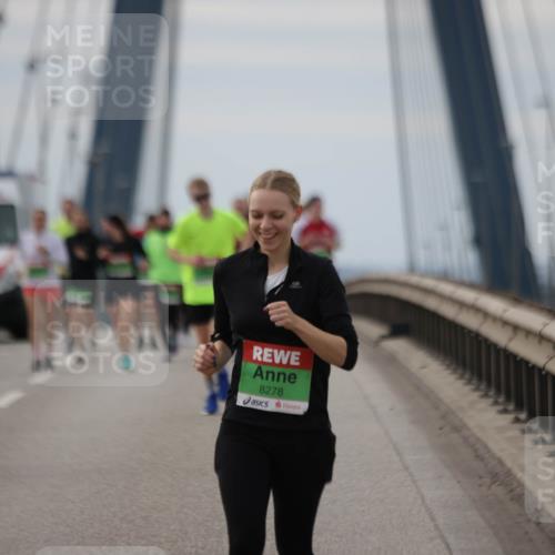 03.10.2025 - Köhlbrandbrückenlauf Jannik Wohlers http://msf.ph/oto/9136096 03.10.2025 16:06:53 Position 1 8278 meine-sportfotos.de