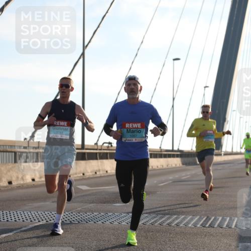 03.10.2025 - Köhlbrandbrückenlauf Yannick Fuchs http://msf.ph/oto/9136243 03.10.2025 08:20:03 Position 2 1017, 1057 meine-sportfotos.de