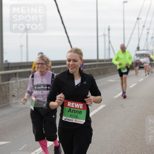 03.10.2025 - Köhlbrandbrückenlauf Jannik Wohlers http://msf.ph/oto/9136246 03.10.2025 16:06:57 Position 1 8278 meine-sportfotos.de