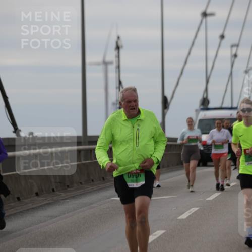 03.10.2025 - Köhlbrandbrückenlauf Jannik Wohlers http://msf.ph/oto/9136302 03.10.2025 16:06:58 Position 1 43337, 9211 meine-sportfotos.de