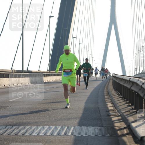 03.10.2025 - Köhlbrandbrückenlauf Yannick Fuchs http://msf.ph/oto/9136305 03.10.2025 08:20:06 Position 2  meine-sportfotos.de