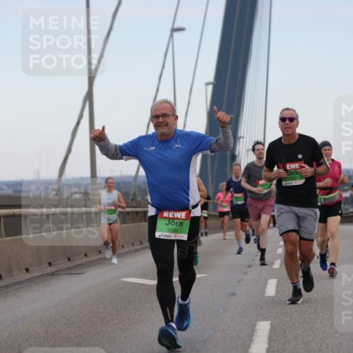 03.10.2025 - Köhlbrandbrückenlauf Jannik Wohlers http://msf.ph/oto/9136308 03.10.2025 15:24:34 Position 1 9592, 7345, 945 meine-sportfotos.de