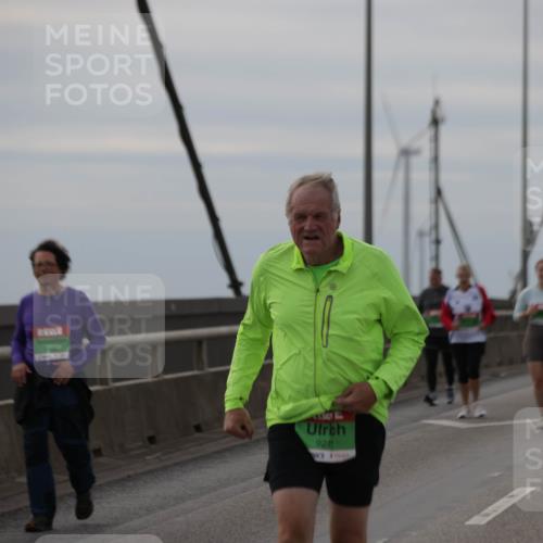 03.10.2025 - Köhlbrandbrückenlauf Jannik Wohlers http://msf.ph/oto/9136352 03.10.2025 16:07:00 Position 1 921 meine-sportfotos.de