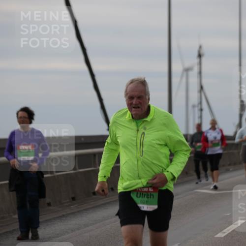 03.10.2025 - Köhlbrandbrückenlauf Jannik Wohlers http://msf.ph/oto/9136362 03.10.2025 16:07:01 Position 1 921 meine-sportfotos.de