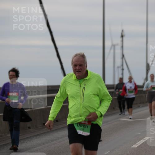 03.10.2025 - Köhlbrandbrückenlauf Jannik Wohlers http://msf.ph/oto/9136373 03.10.2025 16:07:01 Position 1 9211 meine-sportfotos.de