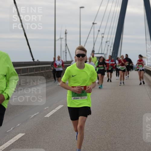 03.10.2025 - Köhlbrandbrückenlauf Jannik Wohlers http://msf.ph/oto/9136477 03.10.2025 16:07:03 Position 1 9212, 9083 meine-sportfotos.de
