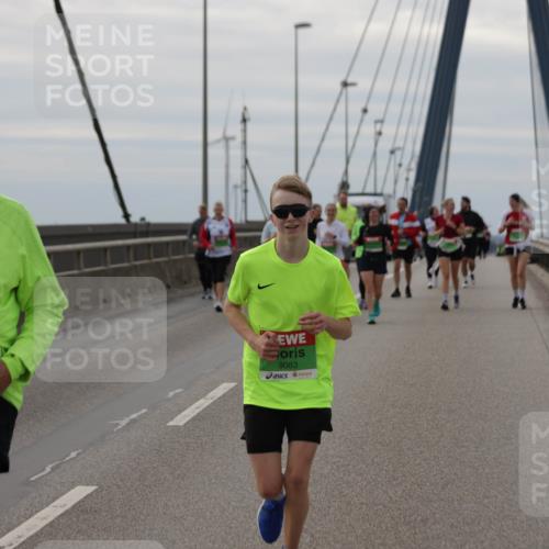 03.10.2025 - Köhlbrandbrückenlauf Jannik Wohlers http://msf.ph/oto/9136486 03.10.2025 16:07:03 Position 1 9212, 9083 meine-sportfotos.de