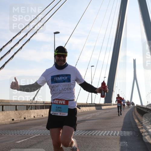03.10.2025 - Köhlbrandbrückenlauf Yannick Fuchs http://msf.ph/oto/9136610 03.10.2025 08:20:23 Position 2 3740 meine-sportfotos.de