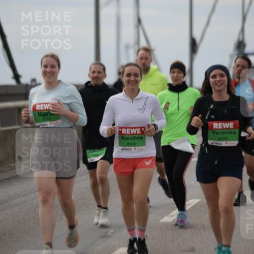 03.10.2025 - Köhlbrandbrückenlauf Jannik Wohlers http://msf.ph/oto/9136635 03.10.2025 16:07:07 Position 1 8573, 8849, 8850 meine-sportfotos.de