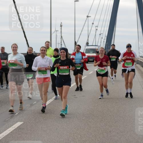 03.10.2025 - Köhlbrandbrückenlauf Jannik Wohlers http://msf.ph/oto/9136667 03.10.2025 16:07:09 Position 1 8573, 8849, 8850, 9335 meine-sportfotos.de