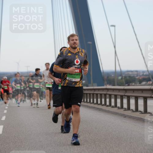 03.10.2025 - Köhlbrandbrückenlauf Jannik Wohlers http://msf.ph/oto/9136708 03.10.2025 15:24:45 Position 1 7241 meine-sportfotos.de