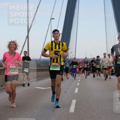 03.10.2025 - Köhlbrandbrückenlauf Jannik Wohlers http://msf.ph/oto/9136753 03.10.2025 15:24:46 Position 1 8847, 8846, 7241, 7513 meine-sportfotos.de