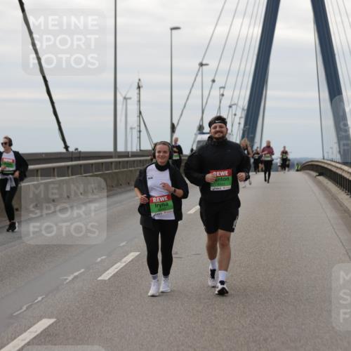 03.10.2025 - Köhlbrandbrückenlauf Jannik Wohlers http://msf.ph/oto/9136891 03.10.2025 16:07:14 Position 1 8243 meine-sportfotos.de