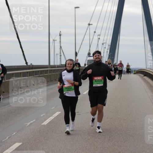 03.10.2025 - Köhlbrandbrückenlauf Jannik Wohlers http://msf.ph/oto/9136900 03.10.2025 16:07:14 Position 1 8243, 8503 meine-sportfotos.de