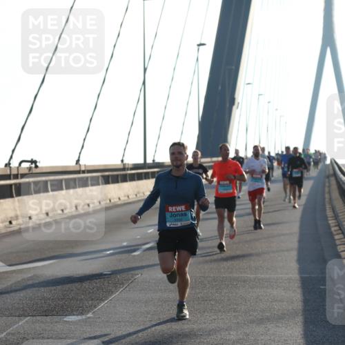 03.10.2025 - Köhlbrandbrückenlauf Yannick Fuchs http://msf.ph/oto/9136919 03.10.2025 08:20:49 Position 2 3350 meine-sportfotos.de