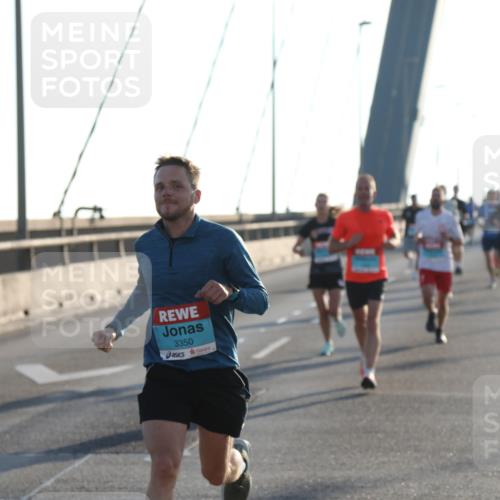 03.10.2025 - Köhlbrandbrückenlauf Yannick Fuchs http://msf.ph/oto/9136943 03.10.2025 08:20:50 Position 2 3350 meine-sportfotos.de