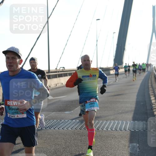 03.10.2025 - Köhlbrandbrückenlauf Yannick Fuchs http://msf.ph/oto/9137072 03.10.2025 08:20:58 Position 2 3248, 3610 meine-sportfotos.de