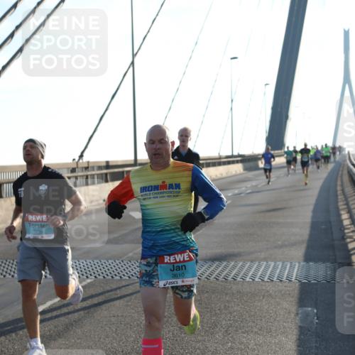 03.10.2025 - Köhlbrandbrückenlauf Yannick Fuchs http://msf.ph/oto/9137081 03.10.2025 08:20:58 Position 2 3629, 2, 112, 26, 2, 3610 meine-sportfotos.de