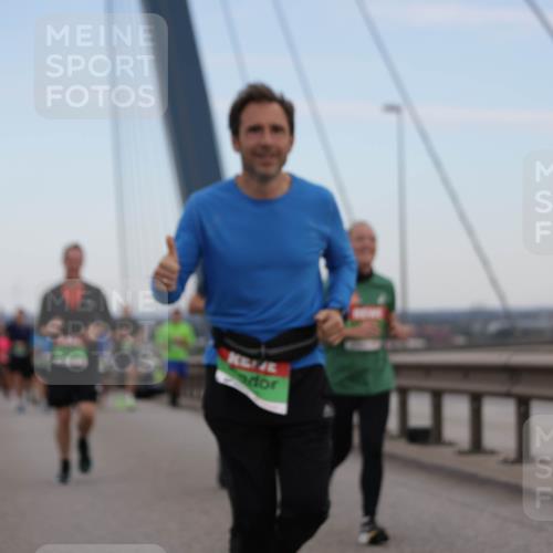 03.10.2025 - Köhlbrandbrückenlauf Jannik Wohlers http://msf.ph/oto/9137107 03.10.2025 15:24:56 Position 1  meine-sportfotos.de