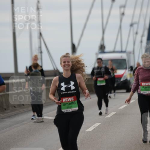 03.10.2025 - Köhlbrandbrückenlauf Jannik Wohlers http://msf.ph/oto/9137189 03.10.2025 16:07:25 Position 1 1677, 9256, 8186 meine-sportfotos.de