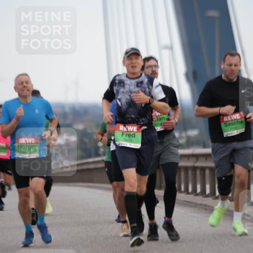 03.10.2025 - Köhlbrandbrückenlauf Jannik Wohlers http://msf.ph/oto/9137248 03.10.2025 15:25:01 Position 1 8813, 7805, 9010, 7226, 7196 meine-sportfotos.de