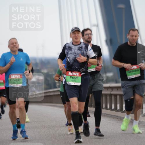 03.10.2025 - Köhlbrandbrückenlauf Jannik Wohlers http://msf.ph/oto/9137251 03.10.2025 15:25:01 Position 1 7805, 9010, 7196, 72281 meine-sportfotos.de