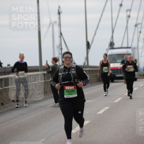 03.10.2025 - Köhlbrandbrückenlauf Jannik Wohlers http://msf.ph/oto/9137276 03.10.2025 16:07:32 Position 1 8510 meine-sportfotos.de