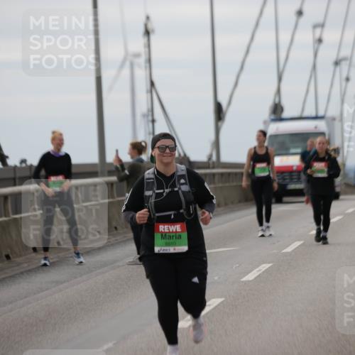 03.10.2025 - Köhlbrandbrückenlauf Jannik Wohlers http://msf.ph/oto/9137284 03.10.2025 16:07:32 Position 1 8510 meine-sportfotos.de