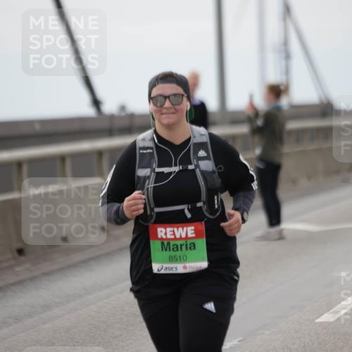 03.10.2025 - Köhlbrandbrückenlauf Jannik Wohlers http://msf.ph/oto/9137307 03.10.2025 16:07:33 Position 1 8510 meine-sportfotos.de