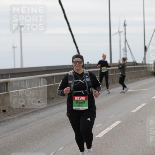 03.10.2025 - Köhlbrandbrückenlauf Jannik Wohlers http://msf.ph/oto/9137325 03.10.2025 16:07:34 Position 1 8510 meine-sportfotos.de