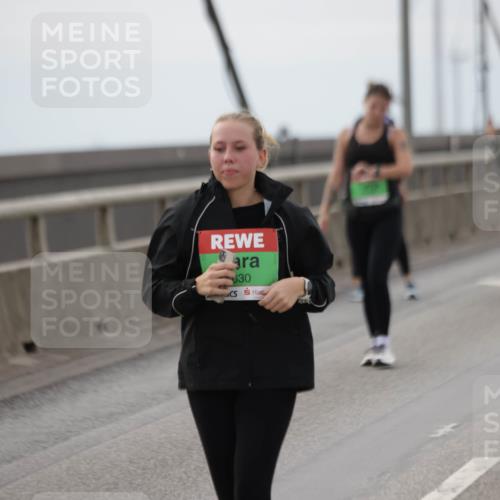 03.10.2025 - Köhlbrandbrückenlauf Jannik Wohlers http://msf.ph/oto/9137405 03.10.2025 16:07:41 Position 1 30 meine-sportfotos.de