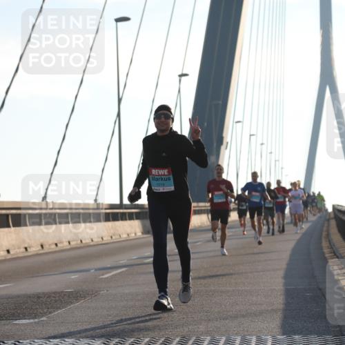 03.10.2025 - Köhlbrandbrückenlauf Yannick Fuchs http://msf.ph/oto/9137421 03.10.2025 08:21:20 Position 2 1019 meine-sportfotos.de