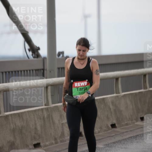 03.10.2025 - Köhlbrandbrückenlauf Jannik Wohlers http://msf.ph/oto/9137458 03.10.2025 16:07:45 Position 1 8494 meine-sportfotos.de