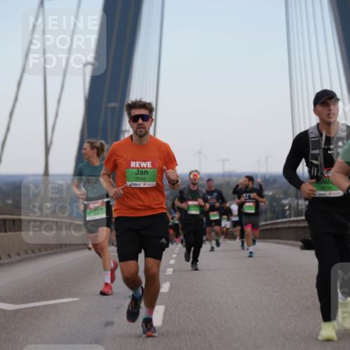03.10.2025 - Köhlbrandbrückenlauf Jannik Wohlers http://msf.ph/oto/9137482 03.10.2025 15:25:06 Position 1 7365, 017, 9633, 9458 meine-sportfotos.de