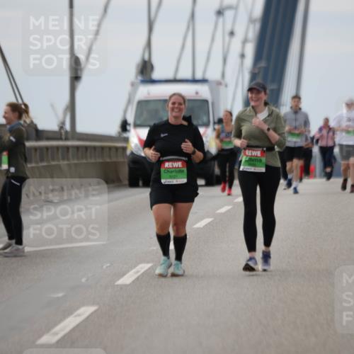 03.10.2025 - Köhlbrandbrückenlauf Jannik Wohlers http://msf.ph/oto/9137533 03.10.2025 16:07:49 Position 1 8721 meine-sportfotos.de