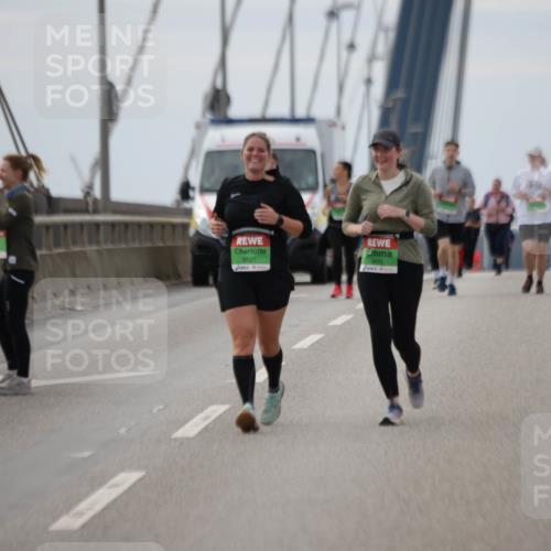 03.10.2025 - Köhlbrandbrückenlauf Jannik Wohlers http://msf.ph/oto/9137548 03.10.2025 16:07:49 Position 1 8721 meine-sportfotos.de