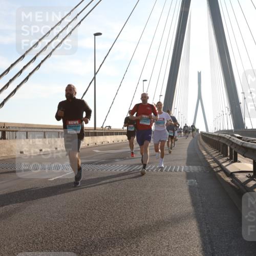 03.10.2025 - Köhlbrandbrückenlauf Yannick Fuchs http://msf.ph/oto/9137550 03.10.2025 08:21:30 Position 2 3193 meine-sportfotos.de