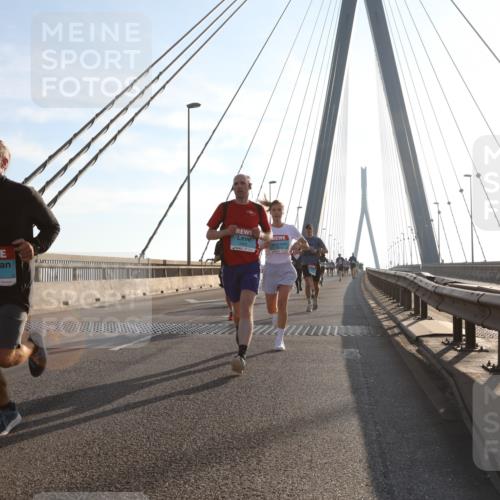 03.10.2025 - Köhlbrandbrückenlauf Yannick Fuchs http://msf.ph/oto/9137563 03.10.2025 08:21:30 Position 2 3193 meine-sportfotos.de