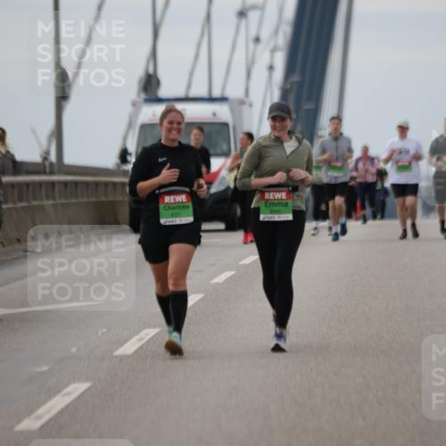 03.10.2025 - Köhlbrandbrückenlauf Jannik Wohlers http://msf.ph/oto/9137579 03.10.2025 16:07:49 Position 1 8721, 8685 meine-sportfotos.de