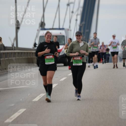 03.10.2025 - Köhlbrandbrückenlauf Jannik Wohlers http://msf.ph/oto/9137583 03.10.2025 16:07:49 Position 1 610, 8721 meine-sportfotos.de