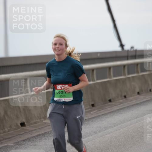 03.10.2025 - Köhlbrandbrückenlauf Jannik Wohlers http://msf.ph/oto/9137621 03.10.2025 16:07:51 Position 1 8560 meine-sportfotos.de