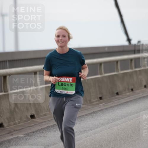 03.10.2025 - Köhlbrandbrückenlauf Jannik Wohlers http://msf.ph/oto/9137629 03.10.2025 16:07:51 Position 1 8560 meine-sportfotos.de