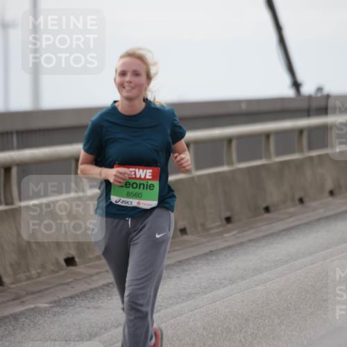 03.10.2025 - Köhlbrandbrückenlauf Jannik Wohlers http://msf.ph/oto/9137637 03.10.2025 16:07:51 Position 1 8560 meine-sportfotos.de